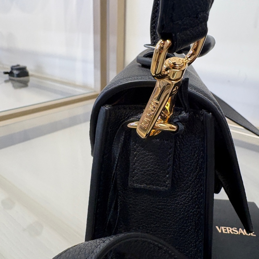 Versace La Medusa Top Handle Crossbody Bag Black NWT - Picture 3 of 7